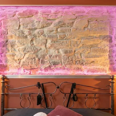Apartment Cachette Secrete