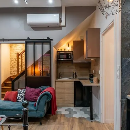 Cachette Secrete Apartment *